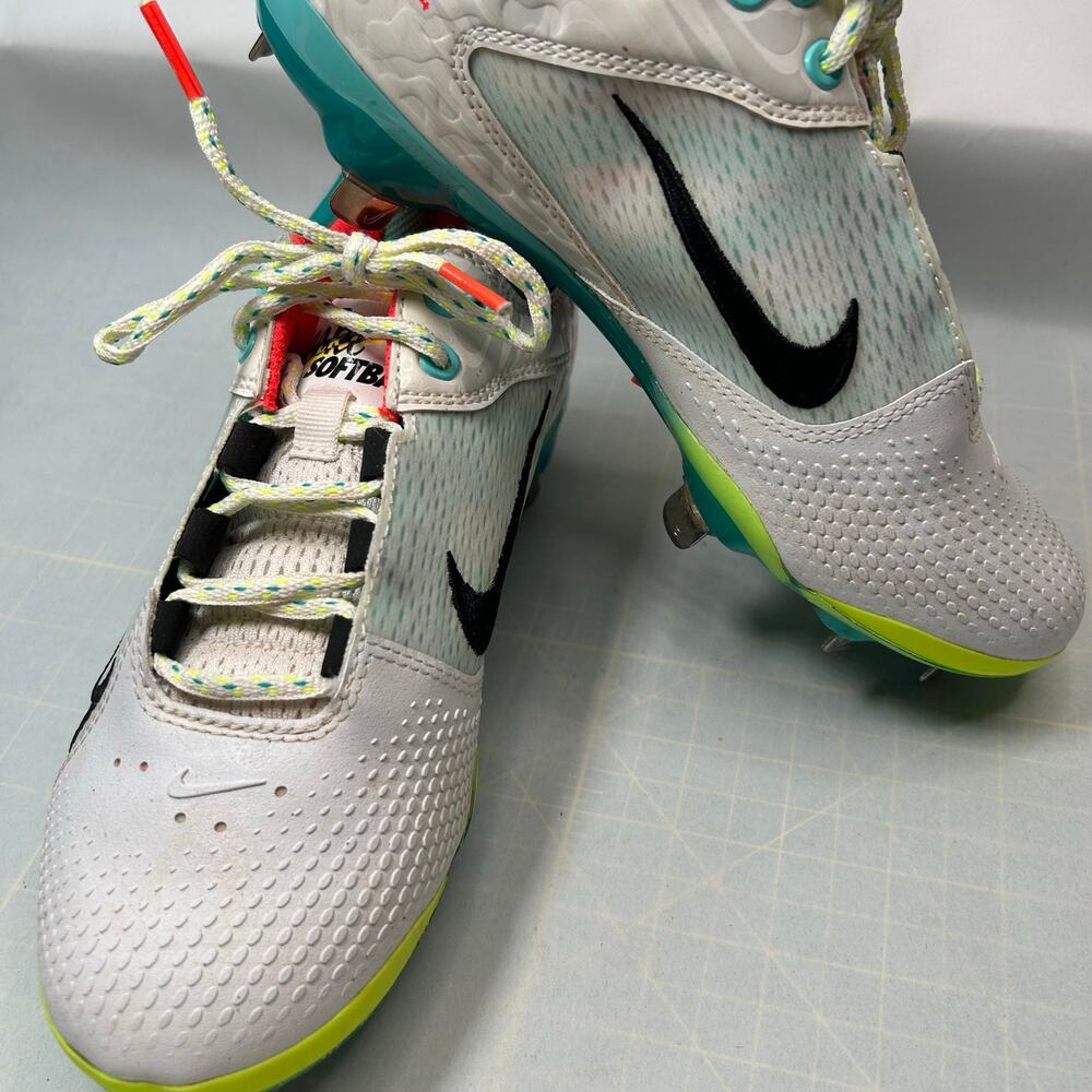 Nike Renew Hyperdiamond 4 Pro Women White Turbo Green Softball Cleats Size 7